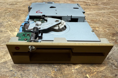 Floppy disk drive - floppy,